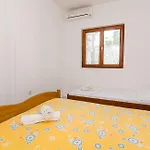 Guesthouse Sobra Gæstehus Sobra