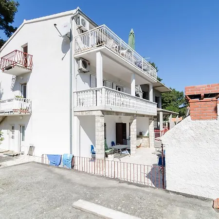 Guesthouse Sobra Guest house