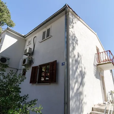 Guest house Guesthouse Sobra Sobra