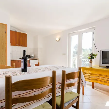 Guesthouse Sobra 3* Sobra
