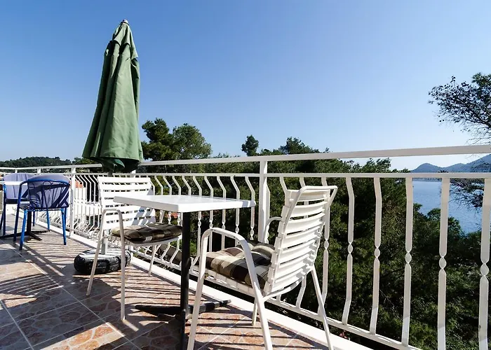 בית הארחה Guesthouse Sobra 3*