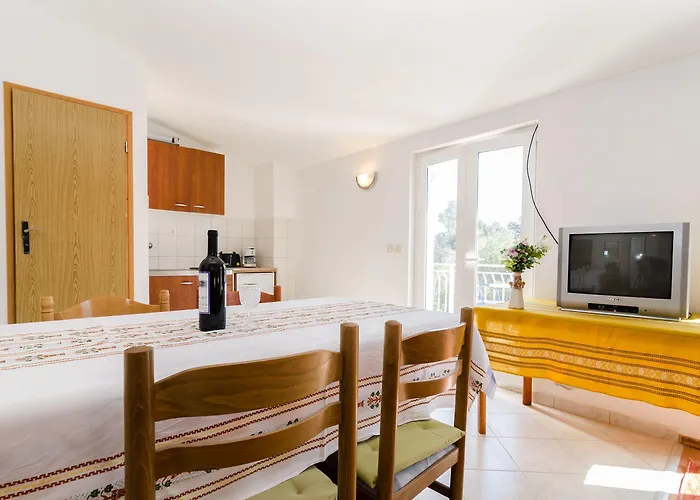 Guesthouse Sobra 3* Sobra