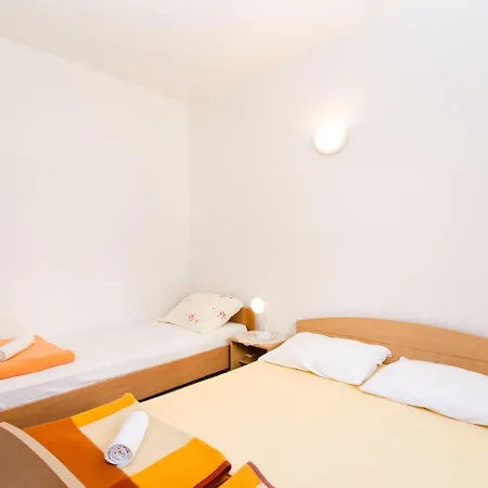 Guesthouse Sobra بيت ضيافة Sobra