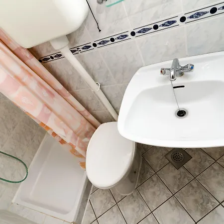 招待所 Guesthouse Sobra Sobra