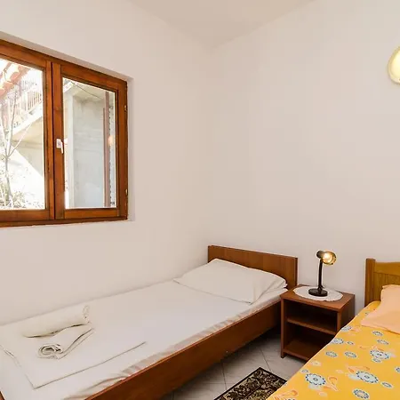 Guest house Guesthouse Sobra 3*