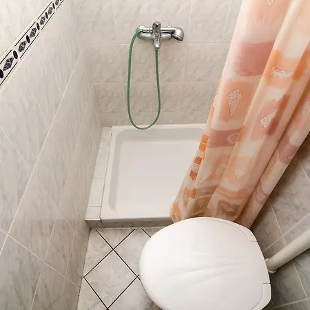 招待所 Guesthouse Sobra Sobra