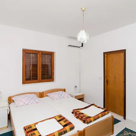 بيت ضيافة Guesthouse Sobra Sobra