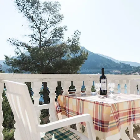 Guesthouse Sobra 3*